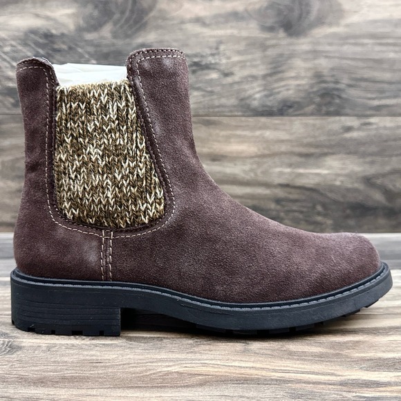 NIB Clarks Opal Sky 7M Dark Brown Suede Comfort Ankle Boots Booties - Picture 5 of 12